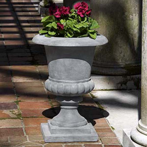 Garden Containers and Urns-Metal