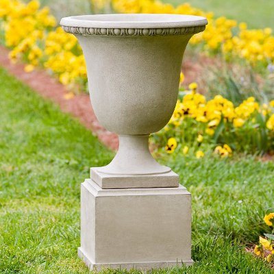 Garden Containers and Urns-Concrete