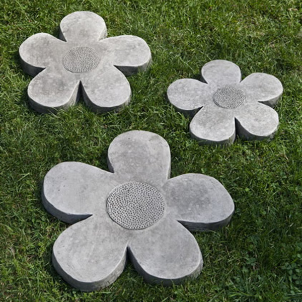 E-111 Flower Power Stepping Stone Set