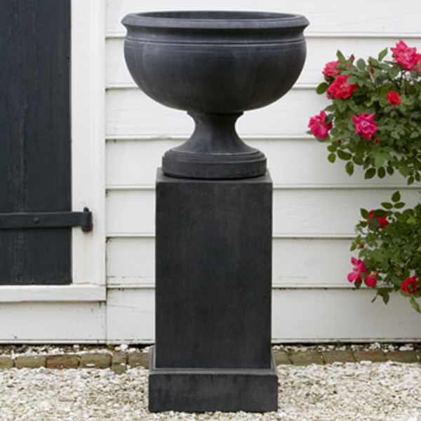 P-454 Williamsburg Plantation Urn on PD-170 Classic Tall Pedestal