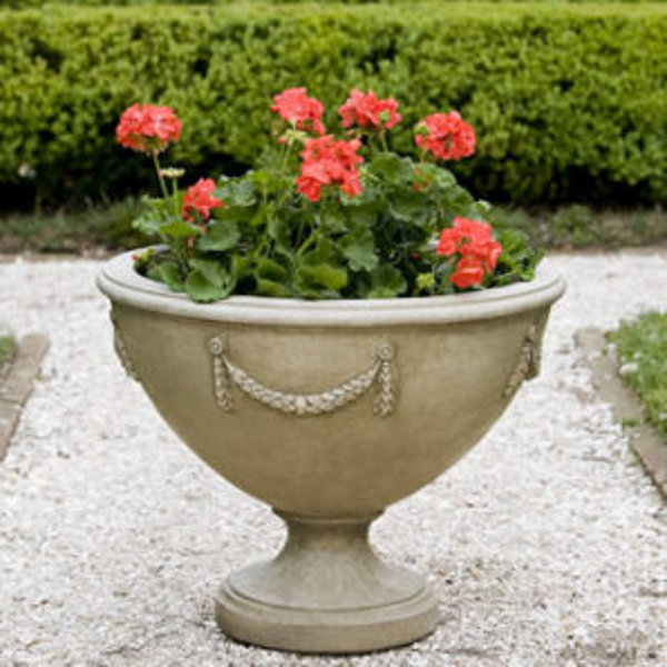 P-458 Williamsburg Neoclassic Urn