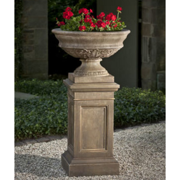 P-595 Coachhouse Urn on PD-191 Coachhouse Pedestal