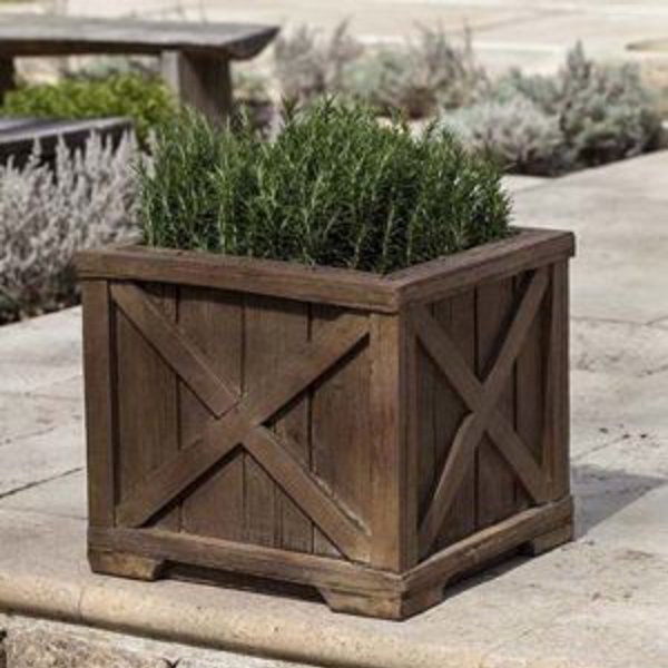 P-700 Rustic Versaille Planter