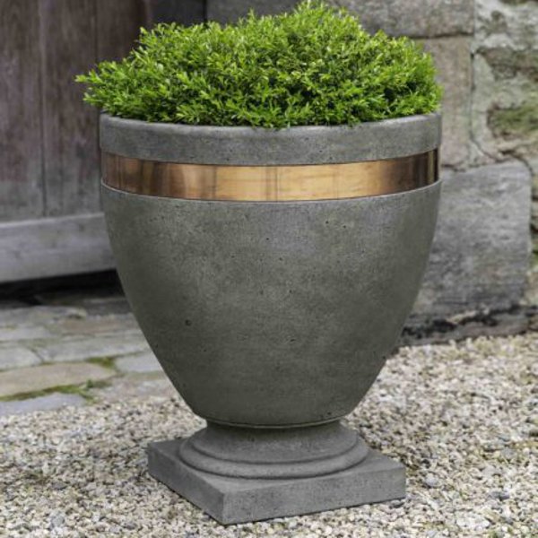 P-783 Moderne Planter